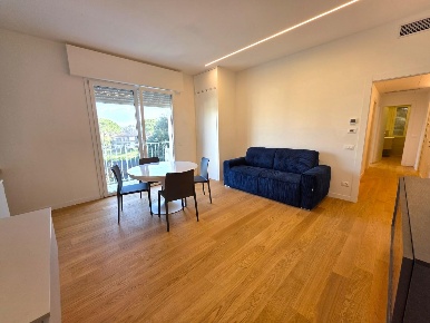 Foto Appartamento a Massa Ronchi - Poveromo di 80 m² con 3 locali