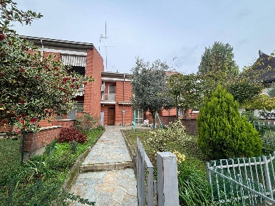 Foto Villa a schiera a Alessandria Europa di 160 m² con 5 locali in vendita
