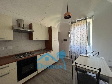 Foto Appartamento in Via Vigone 35, Pinerolo Centro di 40 m² con 2 locali