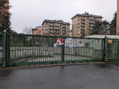 Foto Posti auto in Via Angelo Inganni 79, Milano Inganni di 16 m²
