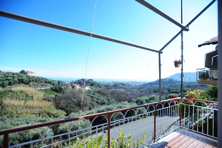 Foto Appartamento in Via Cappella Nuova 53, Boissano Centro di 120 m²