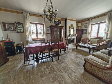 Foto Villa unifamiliare in Via Fanfulla 2, Corte Palasio Cadilana di 320 m²
