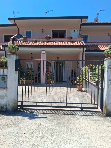Foto Villa a schiera in via mandrone 6/b, Casal Velino di 125 m² in vendita