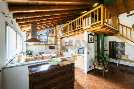 Foto Attico in Via Don Bassi 1/A, Darfo Boario Terme Centro di 140 m²