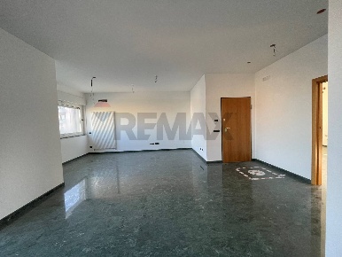 Foto Appartamento in Via Fratelli de Filippo 23, Bari Carbonara di Bari