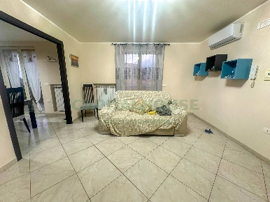 Foto Appartamento in ZONA STADIO, San Prisco di 90 m² con 3 locali