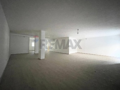 Foto Ufficio in VIA ROPPO 97, Bari Ceglie del Campo di 142 m² con 2 locali