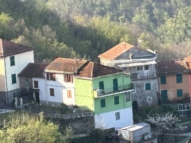 Foto Case semi ndipendenti a Bargagli Viganego di 70 m² con 6 locali