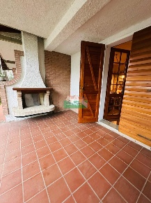 Foto Villa a schiera in Viale dei Larici, Ravenna di 90 m² con 4 locali