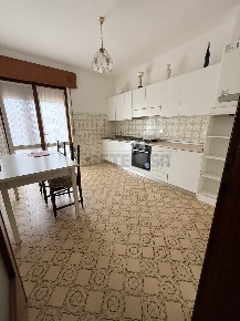 Foto Appartamento a Montecchio Maggiore di 105 m² con 6 locali in vendita