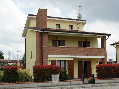 Foto Villa singola in Via della Repubblica 255, Guarda Veneta di 180 m²