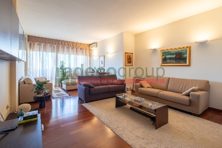 Foto Appartamento in Via Goito, Livorno Accademia - Terrazza Mascagni