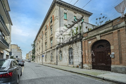 Foto Appartamento in Via Cremona 15, Brescia di 60 m² con 2 locali