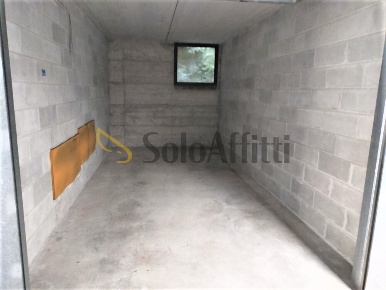 Foto Posti auto in Via Ivo Oliveti 4, Seregno Lazzaretto di 14 m²