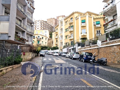 Foto Posti auto in Via Torquato Tasso 189, Napoli Vomero di 12 m²