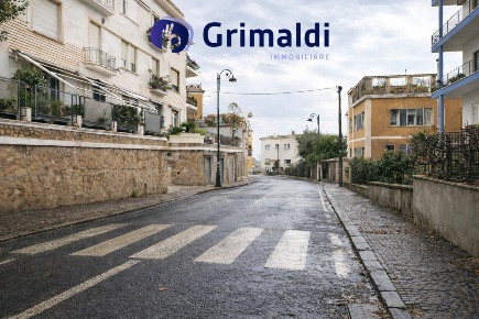 Foto Posti auto in Via Torquato Tasso 189, Napoli Vomero di 12 m²