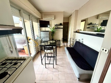 Foto Appartamento in Via Cavour 85, Alba Adriatica Lungomare Marconi