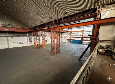 Foto Capannone industriale in Via Pateri 60, Beinasco di 1100 m² in affitto