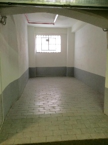 Foto Posti auto in Via Montevideo, Genova Foce di 16 m² con 1 locali