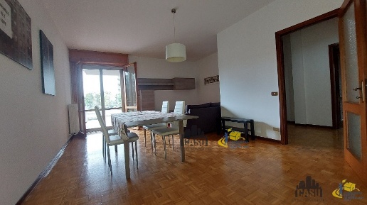 Foto Appartamento a Parma Ospedale - Volturno di 150 m² con 5 locali
