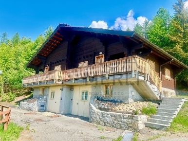 Foto Baita in Frazione Rosselin 5, Gressan Acque Fredde di 315 m²