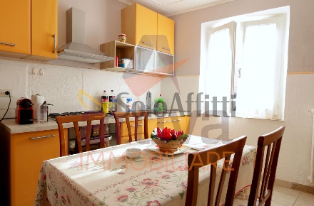 Foto Case indipendenti a Filottrano di 92 m² con 4 locali in affitto