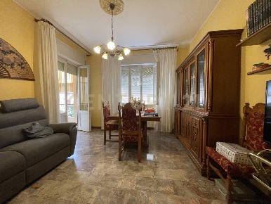 Foto Appartamento in Via Giacomo Leopardi 55, Grosseto di 98 m² in vendita