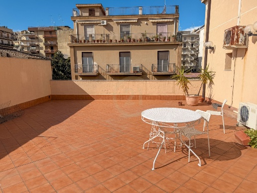 appartamento in affitto ad Acireale in zona San Cosmo