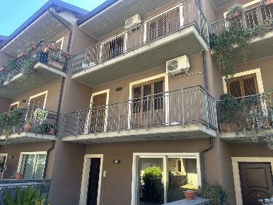 Foto Villa a schiera in Via Pablo Picasso 4a, San Giovanni la Punta Centro