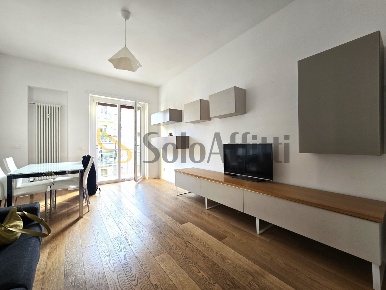 Foto Appartamento in Via Capo Miseno 6, Roma Città Giardino di 87 m²