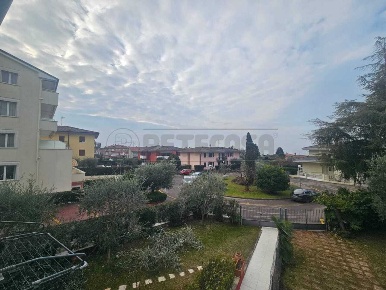 Foto Appartamento a Bardolino di 80 m² con 3 locali in vendita