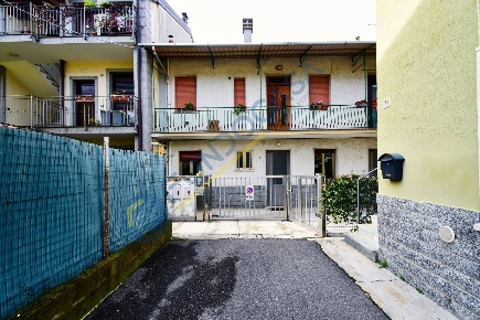 Foto Appartamento in vicolo parini 9A, Senago di 114 m² con 4 locali