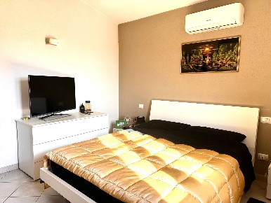 Foto Appartamento in Via L. da Vinci 3, Arzachena Arzachena Paese di 80 m²