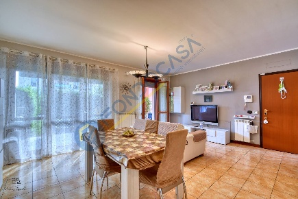 Foto Appartamento in via Londra 40, Senago di 80 m² con 2 locali in vendita