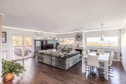 Foto Attico in Via Mario Fani, Roma Camilluccia - Farnesina di 100 m²