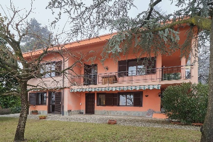 Foto Villa unifamiliare in via Solairano, Pino Torinese di 250 m²