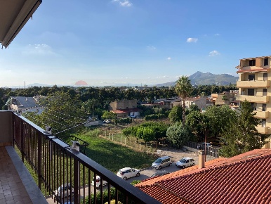 Foto Appartamento in Via Palomba 14, San Nicola la Strada di 130 m²