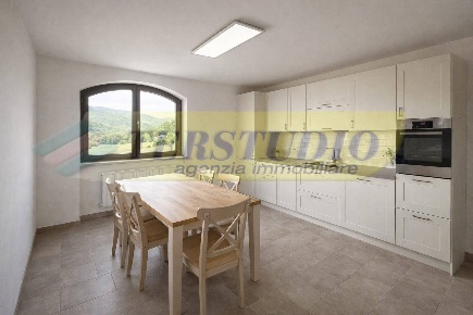Foto Appartamento in via giacomo puccini snc, Chignolo d'Isola di 135 m²