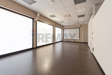 Foto Loft in Via Bezzecca, Brescia Via Veneto - Borgo Trento di 150 m²