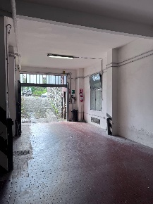 Foto Posti auto in Via Ausonia, Genova Castelletto di 12 m² con 1 locali