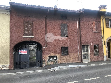 Foto Case semi ndipendenti in Via Garibaldi 87, Ghedi Centro di 150 m²