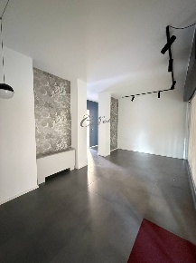 Foto Ufficio in Piazza Castello, Carimate Centro di 75 m² con 2 locali