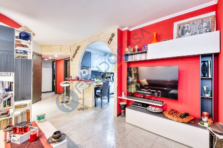 Foto Appartamento in via Cavour 55A, Senago di 93 m² con 3 locali