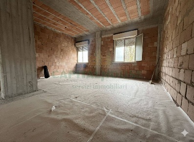 Foto Magazzino in Via Marino Caracciolo, Atripalda di 50 m² in vendita