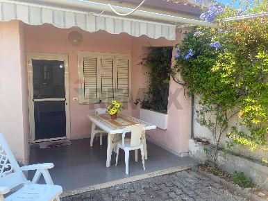 Foto Villa a schiera in via La Bruca, Scalea di 60 m² con 3 locali