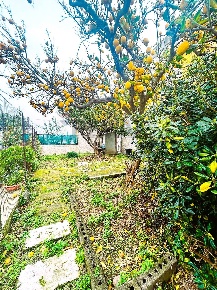 Foto Appartamento in Via San Gennaro, Forio Centro di 99 m² con 4 locali