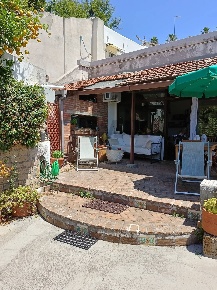 Foto Appartamento a Pozzuoli Pozzuoli Alta di 110 m² con 5 locali