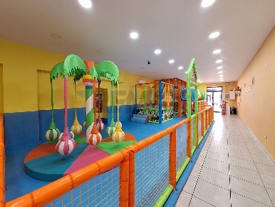 Foto Locale commerciale in Via Provinciale Delle Puglie 180, Napoli Arpino