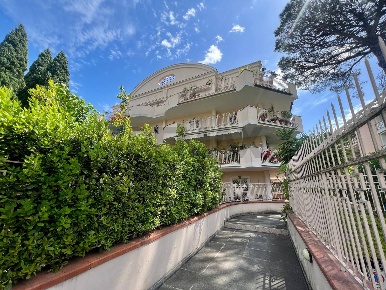 Foto Attico in via San Francesco d'Assisi 9, Caserta Ercole di 120 m²