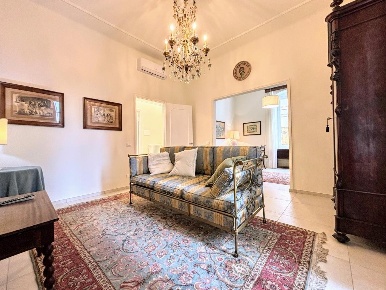 Foto Appartamento a Massa Centro di 100 m² con 4 locali in affitto